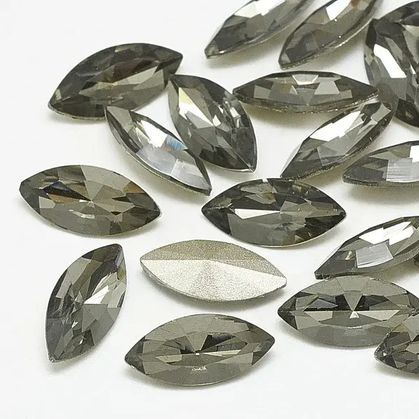 Pointed Back Glass Rhinestone Cabochons