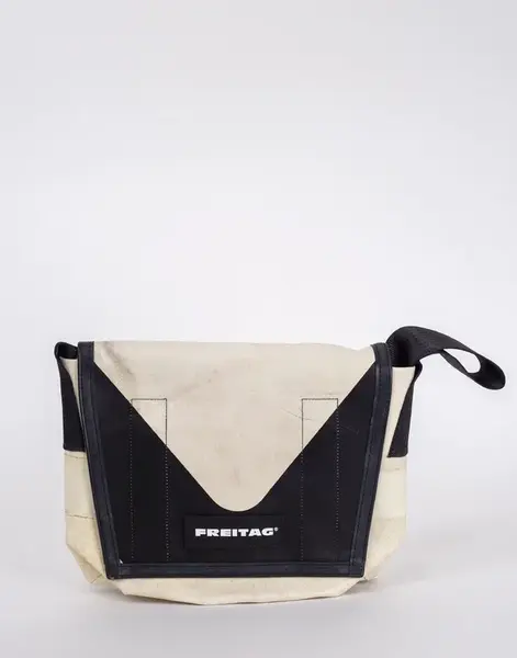 FREITAG F11 Lassie