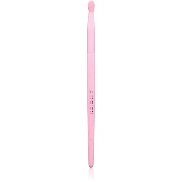 Jeffree Star Cosmetics Crease Definer Brush JS2 štetec na kontúry očných tieňov 1 ks