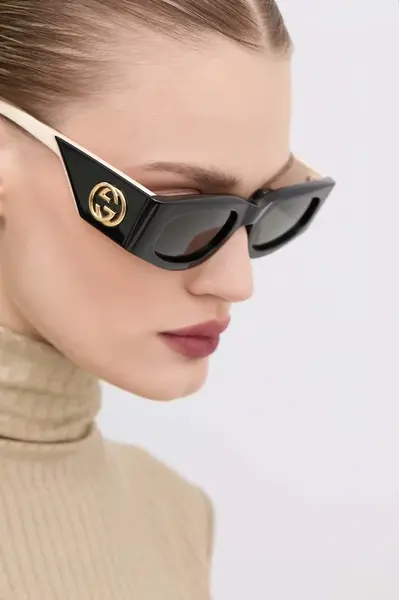 Sluneční brýle Gucci