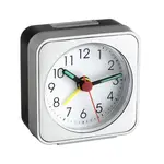 60.1019 TFA Elektronický budík s luminiscenčnými ručičkami, bielo-strieborný
