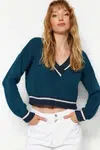 Trendyol Oil Crop pleteniny s výstrihom do V