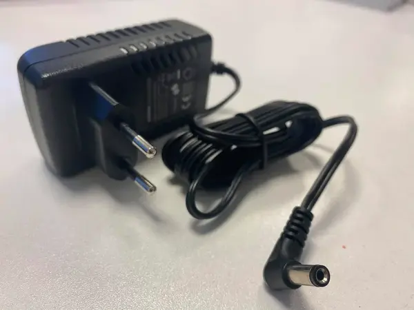 Síťový adaptér pro automatický vrhač míčků iFetch Original | P49337