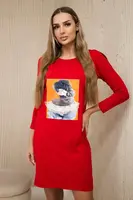 Šaty s 3D grafikou, krajka červená