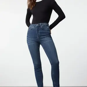 Trendyol tmavě modré džíny s vysokým pasem