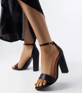 D/CEO Black sandals on a block heel Millo