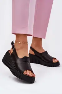 Dámské Sandály Z Přírodní Kůže Na Klínu Artiker Černé