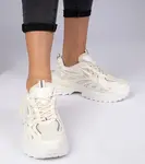 Gemre Beige sports sneakers with a chunky sole Lirata