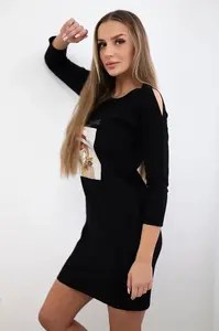 Černé šaty s potiskem košíku