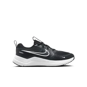 Nike Cosmic Runner 40