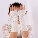 Acrylic Fiber Yarn Knitting Fingerless Gloves
