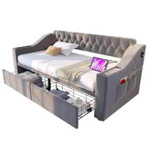 CHICFURN ČALOUNĚNÁ POSTEL 90/190 cm ve světle šedé barvě se zásuvkami, USB a Type-C