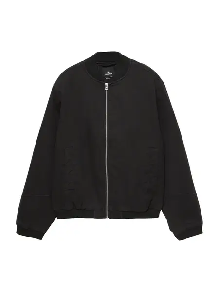 Pull&Bear Prechodná bunda  čierna