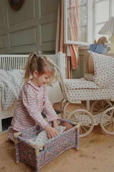 Postýlka pro panenky Konges Sløjd DOLL TRAVEL BED