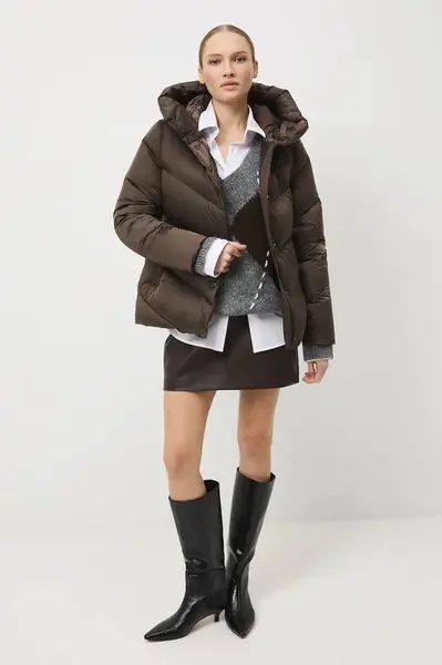 Páperová bunda Medicine