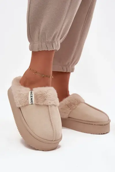 Boto Dámské pantofle s kožíškem světle béžové Parisse