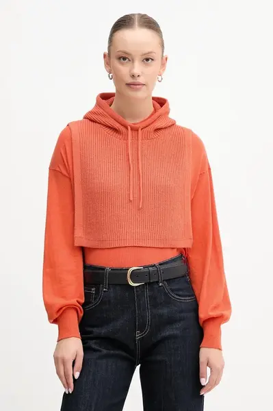 Kapuce United Colors of Benetton