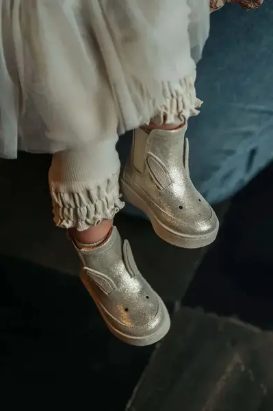 Kojenecké kožené boty Donsje Kheera Boots Bunny stříbrná barva, 1504401
