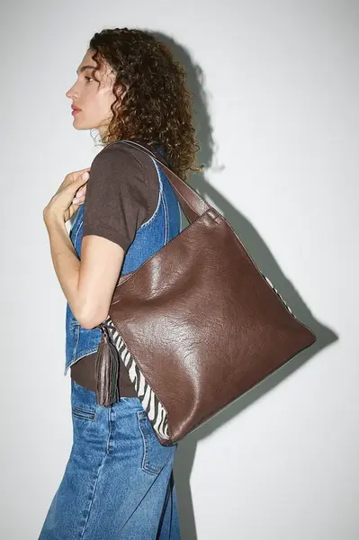 Kabelka Medicine hnědá barva