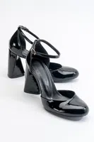 LuviShoes Oslo dámské černé lakované kožené boty na podpatku