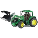 Traktor John Deere+C.N.