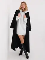 Svetrové šaty s kapucňou