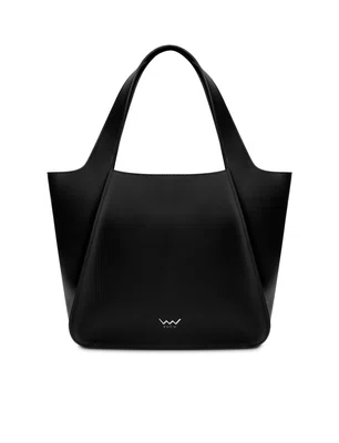 Calyste Black