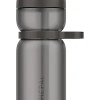 Sportovní láhev s brčkem Mepal Flip Active 600 ml černá barva
