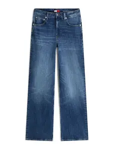 Tommy Jeans Džínsy 'Mia Mid Rise Relaxed Straight'  modrá