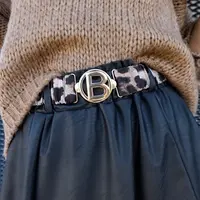 Gemre Black long skirt decorated with an animal motif belt Hanie