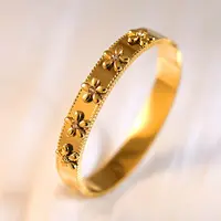 Flower Pattern 304 Stainless Steel Micro Pave Clear Cubic Zirconia Bangles for Women