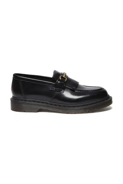 Kožené mokasíny Dr. Martens Adrian Snaffle černá barva, na plochém podpatku, DM32102001