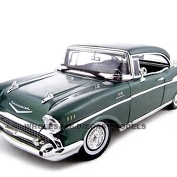 1957 Chevrolet Bel Air Hard Top Green 1/18 Diecast Model Car by Motormax