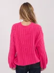 Růžový svetr s dlouhými rukávy