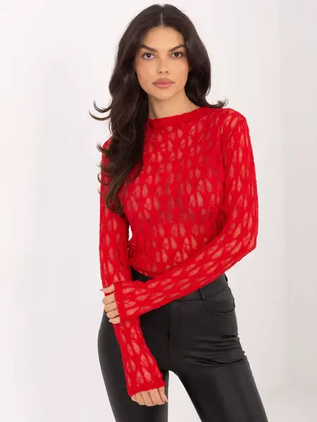 Červená vzorovaná halenka