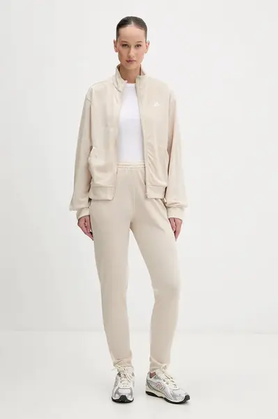 Tepláková souprava adidas Feelcozy