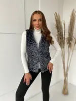 Dámska grafitová vesta s leopardím vzorom