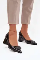 Černé lodičky s ozdobou Isoline