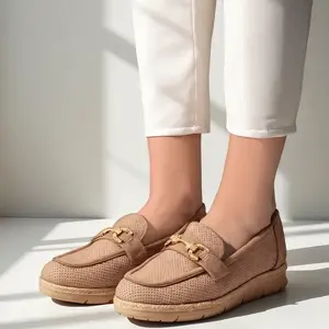 Resti Women's flat shoes with a decoration on the toe