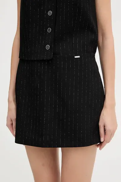 Minisukně Guess ZANITA