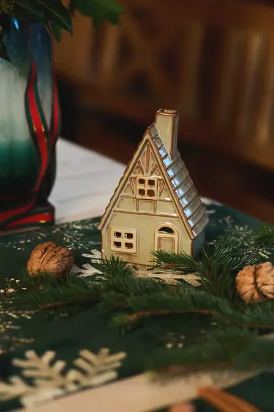 Dekorativní svícen Medicine béžová barva