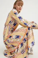 Šaty Never Fully Dressed