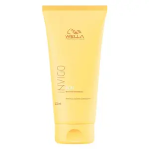 Wella Professionals Hydratační kondicionér pro vlasy namáhané sluncem Invigo (After Sun Express Conditioner) 200 ml