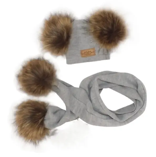 Z&Z Zimní čepice s bambulemi z kožešinky a šálou 2V1, šedá