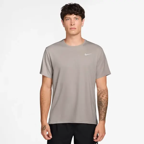 NIKE Funkčné tričko 'MILER'  tmavošedá