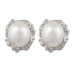 Natural Pearl Ear Studs