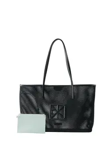 Calvin Klein Shopper  čierna