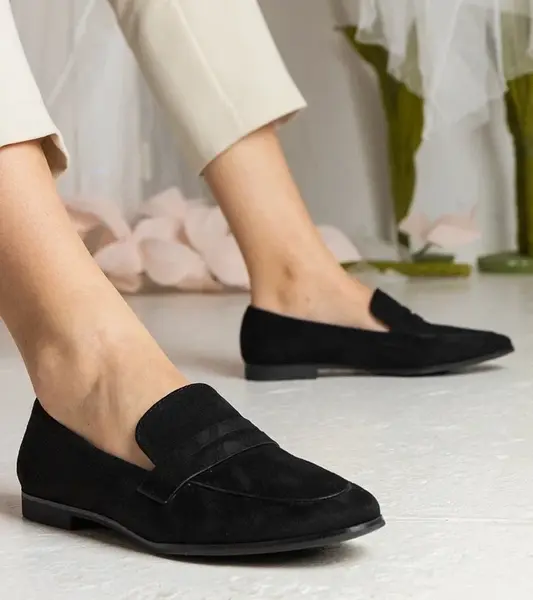 Gemre Black women's classic loafers Nageri