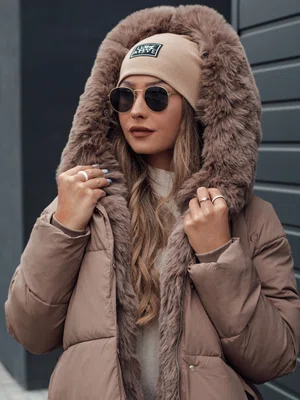Kurtka damska zimowa FURSOFT pikowana z kapturem ciemnobeżowa Dstreet