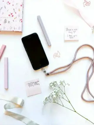 Univerzální popruh na telefon – Oh so pink!